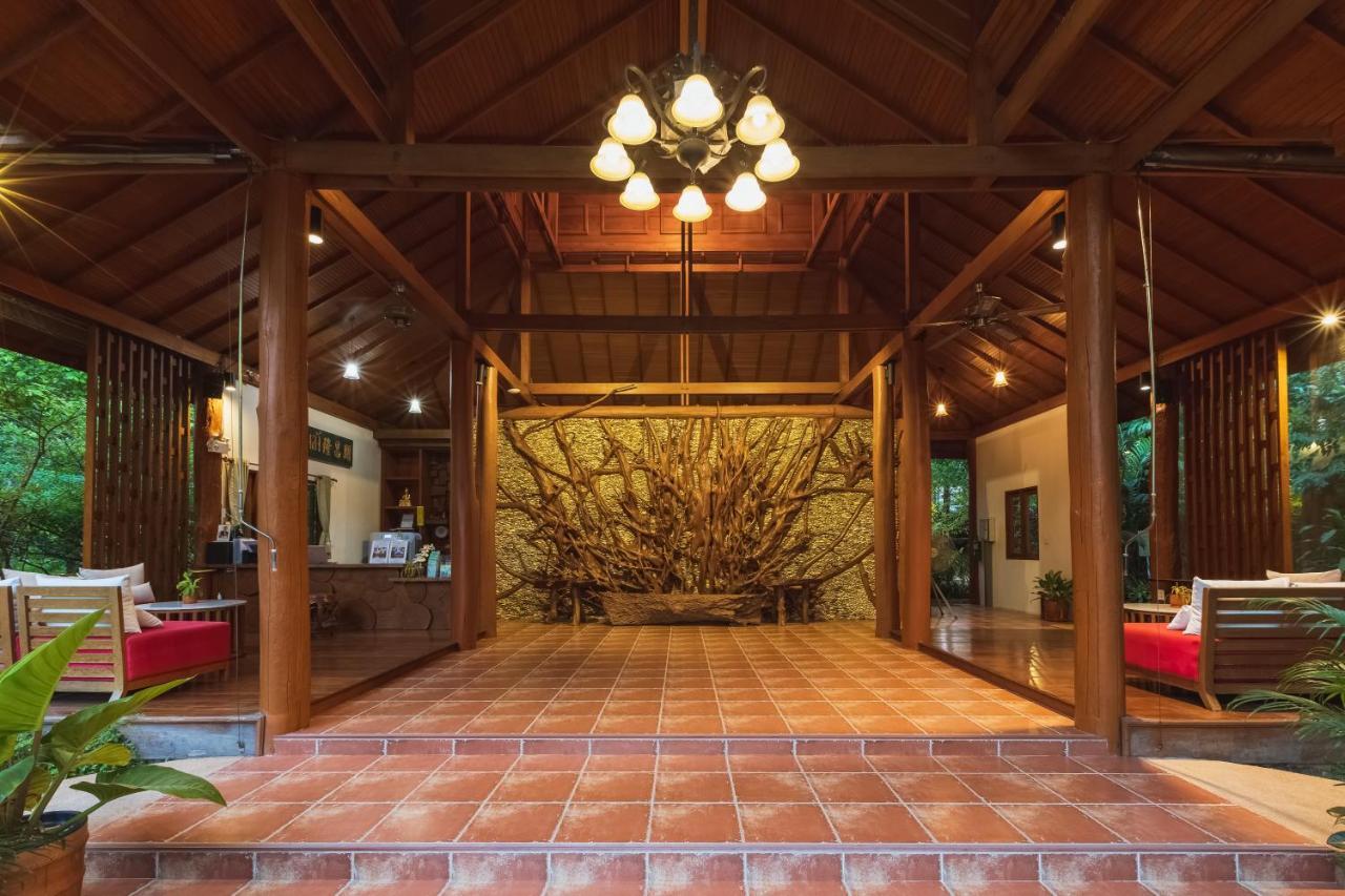 Vanasin Residence Tak Exterior foto