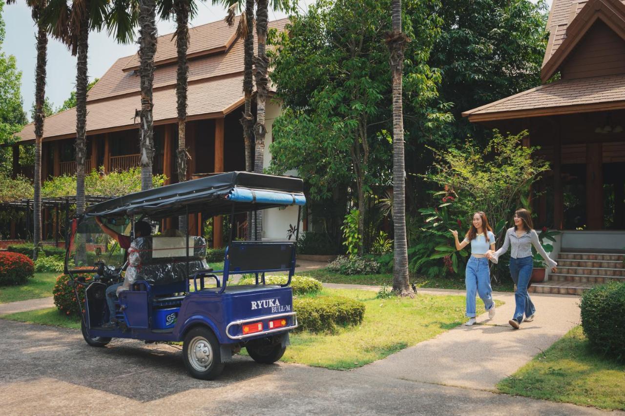 Vanasin Residence Tak Exterior foto